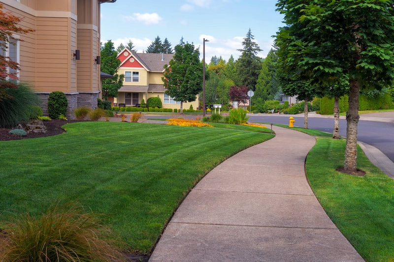 Do You Want More Commercial Customers? 18 Tips for Selling Lawn Maintenance to Property Managers and HOA Boards