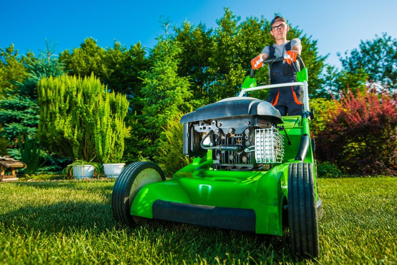 How to Use Social Media to Promote your Lawn Care Services